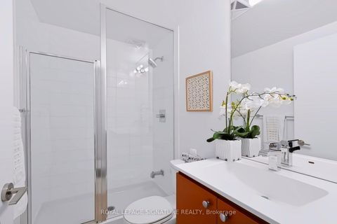 Photo 4 at 1405 - 25 Cole Street, Regent Park, Toronto