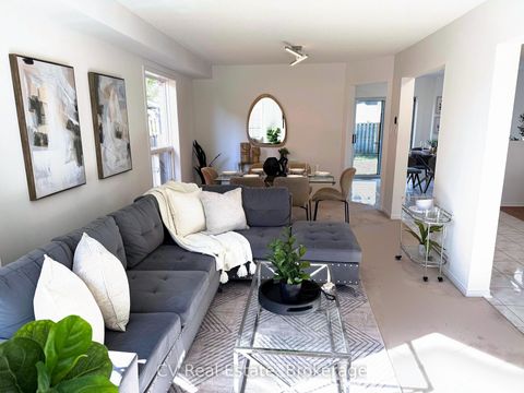 Photo 2 at 1338 Vincent Crescent, Alcona, Innisfil