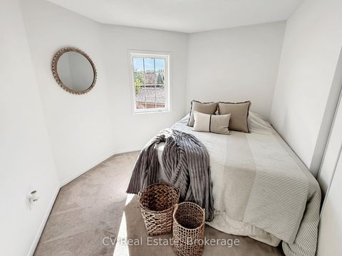 Photo 21 at 1338 Vincent Crescent, Alcona, Innisfil