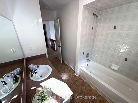 Photo 32 at 1338 Vincent Crescent, Alcona, Innisfil