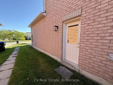 Photo 37 at 1338 Vincent Crescent, Alcona, Innisfil