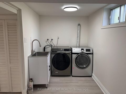 Photo 9 at 32 Brimorton Drive, Bendale, Toronto
