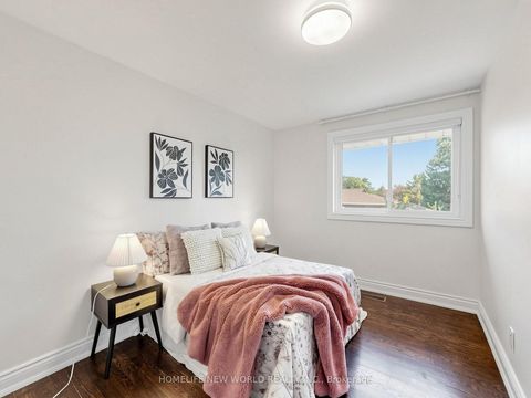 Photo 23 at 5 Alderdale Court, Don Mills, Toronto