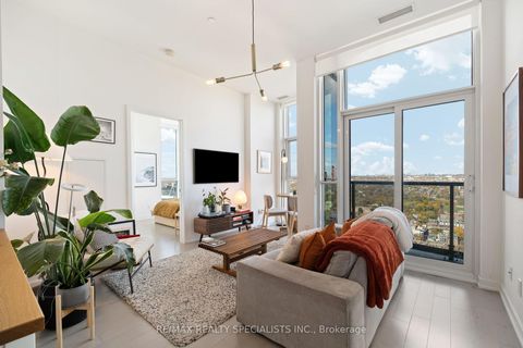 Photo 13 at 3505 - 50 Ordnance Street, Niagara, Toronto