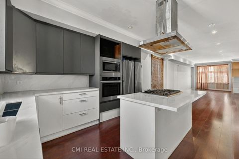 Photo 6 at 22 Jeavons Avenue, Birchmount, Toronto