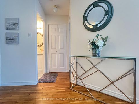 Photo 2 at 716 - 39 Parliament Street, Waterfront Communities C8, Toronto