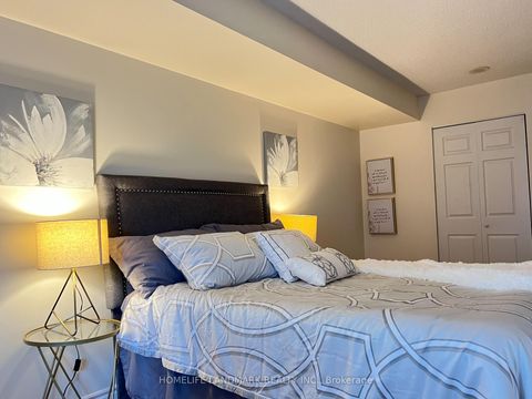 Photo 10 at 716 - 39 Parliament Street, Waterfront Communities C8, Toronto