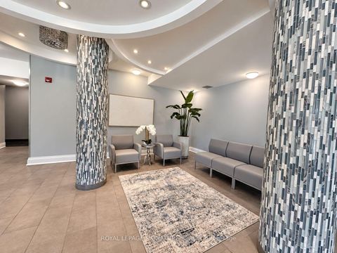 Photo 4 at 322 - 60 Fairfax Crescent, Birchmount, Toronto