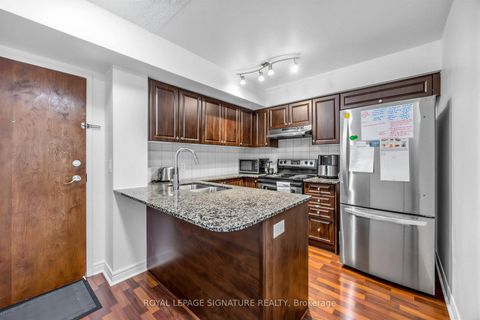 Photo 8 at 322 - 60 Fairfax Crescent, Birchmount, Toronto