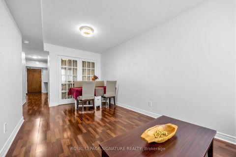 Photo 9 at 322 - 60 Fairfax Crescent, Birchmount, Toronto