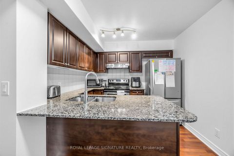 Photo 12 at 322 - 60 Fairfax Crescent, Birchmount, Toronto