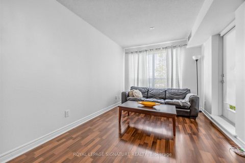 Photo 15 at 322 - 60 Fairfax Crescent, Birchmount, Toronto