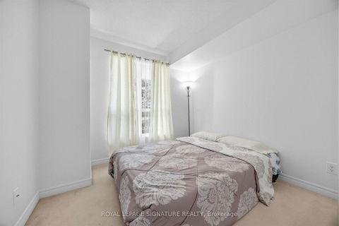 Photo 17 at 322 - 60 Fairfax Crescent, Birchmount, Toronto