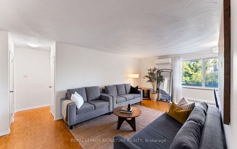 Photo 5 at 410 - 30 Allanhurst Drive, Humber Valley, Toronto