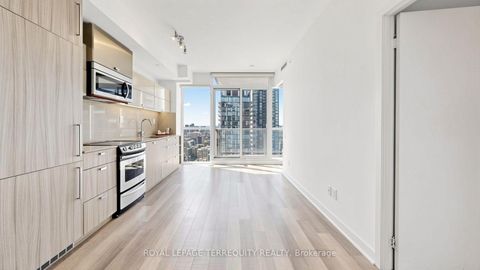 Photo 8 at 3512 - 290 Adelaide Street W, Waterfront Communities C1, Toronto