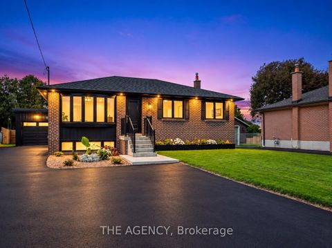 Photo 0 at 26 Webster Drive, Aurora Highlands, Aurora