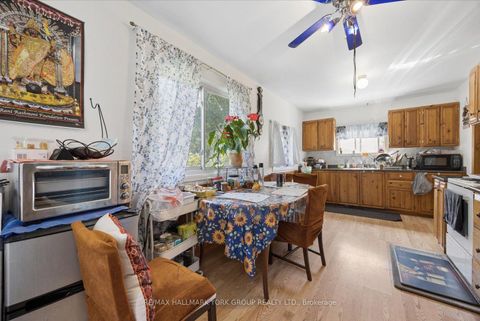 Photo 7 at 16 Snooks Road, Sutton & Jackson's Point, Georgina