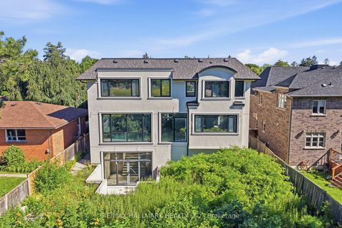 Photo 1 at 23 Morewood Crescent, Bayview Village, Toronto