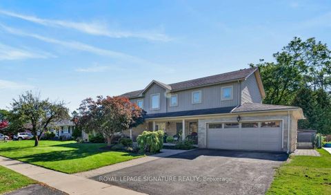 Photo 1 at 5 Bonacres Avenue, Centennial Scarborough, Toronto