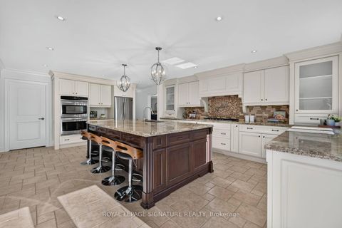 Photo 11 at 5 Bonacres Avenue, Centennial Scarborough, Toronto
