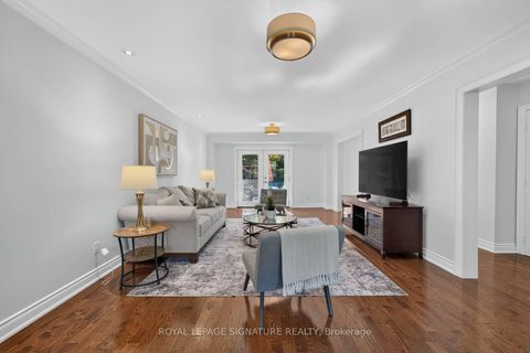 Photo 14 at 5 Bonacres Avenue, Centennial Scarborough, Toronto