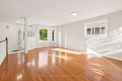 Photo 8 at 25 Nicholson Drive, Ardagh, Barrie