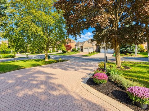 Photo 1 at 39 Oxford Street, Mill Pond, Richmond Hill