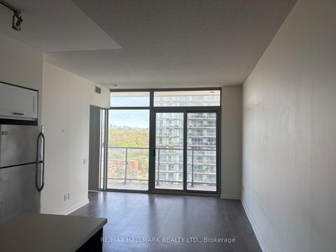 Photo 7 at 1414 - 105 The Queensway Avenue, Swansea, Toronto