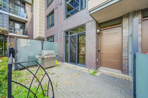 Photo 6 at TH108 - 5 Valhalla Inn Road, City Centre West, Toronto