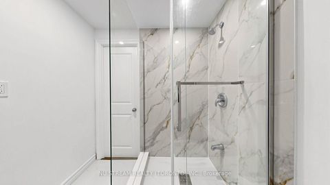 Photo 15 at 226 Oakridge Drive, Cliffcrest, Toronto