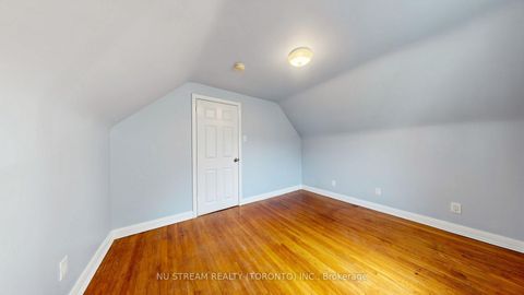 Photo 18 at 226 Oakridge Drive, Cliffcrest, Toronto