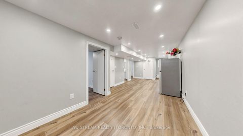 Photo 26 at 226 Oakridge Drive, Cliffcrest, Toronto