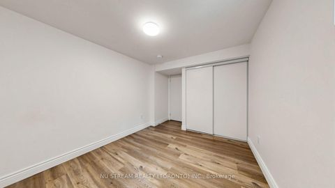 Photo 28 at 226 Oakridge Drive, Cliffcrest, Toronto