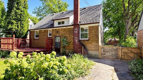 Photo 32 at 226 Oakridge Drive, Cliffcrest, Toronto