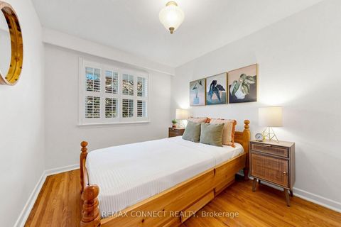 Photo 13 at 15 Grassington Crescent, Woburn, Toronto