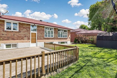 Photo 28 at 15 Grassington Crescent, Woburn, Toronto