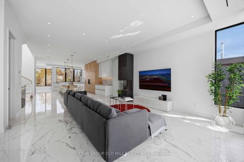 Photo 5 at 89 Regal Road, Davenport, Toronto
