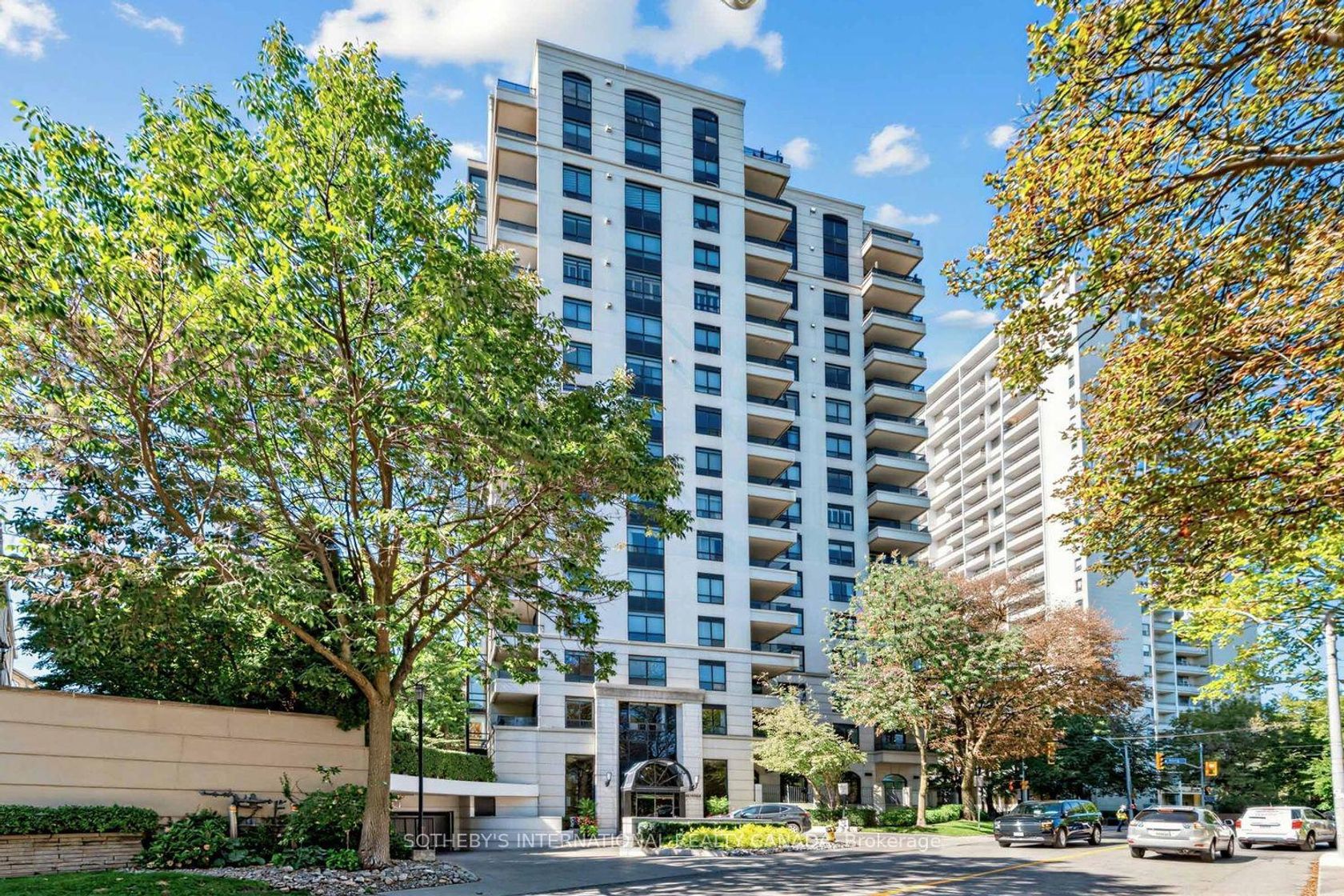 704 - 38 Avoca Avenue, Moore Park, Toronto 