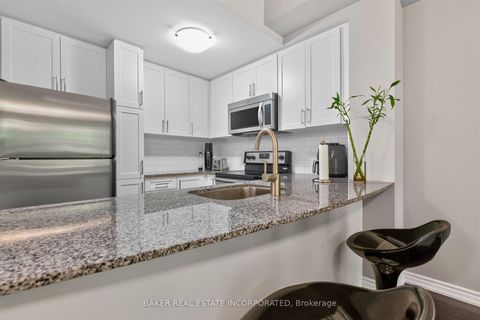 Photo 5 at TH 31 - 120 Twenty Fourth Street, Long Branch, Toronto