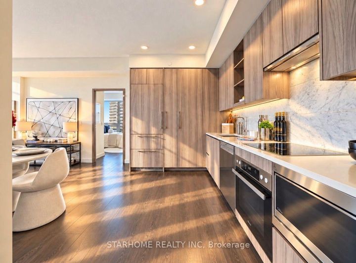 Photo 5 at 2109 - 95 McMahon Drive, Bayview Village, Toronto