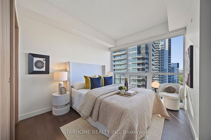 Photo 13 at 2109 - 95 McMahon Drive, Bayview Village, Toronto