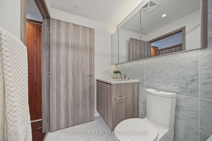Photo 21 at 2109 - 95 McMahon Drive, Bayview Village, Toronto