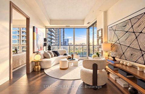 Photo 2 at 2109 - 95 McMahon Drive, Bayview Village, Toronto