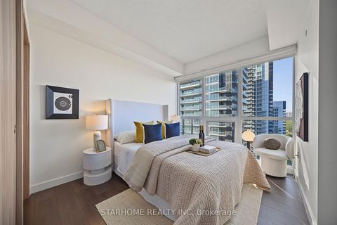 Photo 13 at 2109 - 95 McMahon Drive, Bayview Village, Toronto