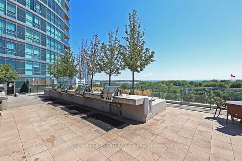 Photo 14 at 612 - 215 Fort York Boulevard, Waterfront Communities C1, Toronto