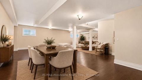 Photo 36 at 136 Annsleywood Court, Kleinburg, Vaughan