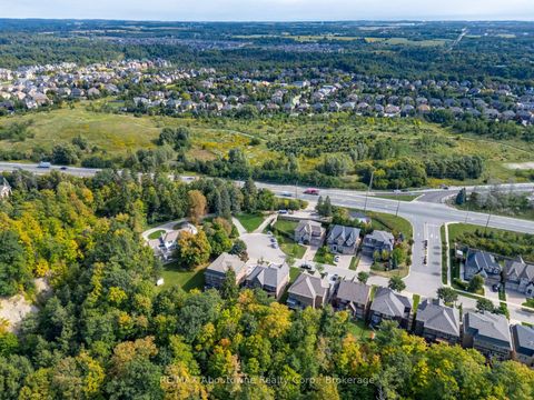 Photo 48 at 136 Annsleywood Court, Kleinburg, Vaughan