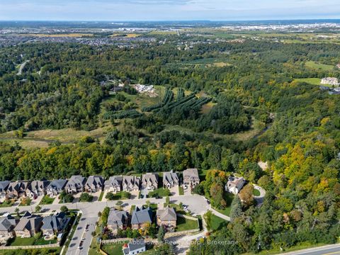 Photo 49 at 136 Annsleywood Court, Kleinburg, Vaughan