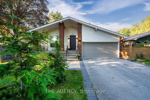 Photo 0 at 259 Rumble Avenue, Mill Pond, Richmond Hill
