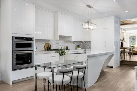 Photo 4 at 326 St Clements Avenue, Lawrence Park South, Toronto